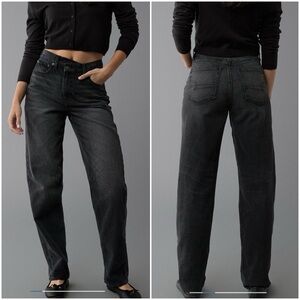 American Eagle Strigid Super High-Waisted Crossover Baggy Straight Jean 14 Short